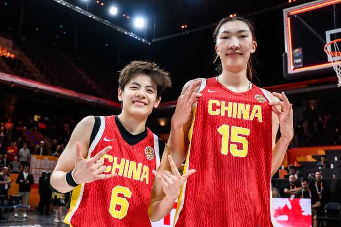 中國女籃長期集訓提高在哪里？韓旭/楊舒予用行動“打臉”